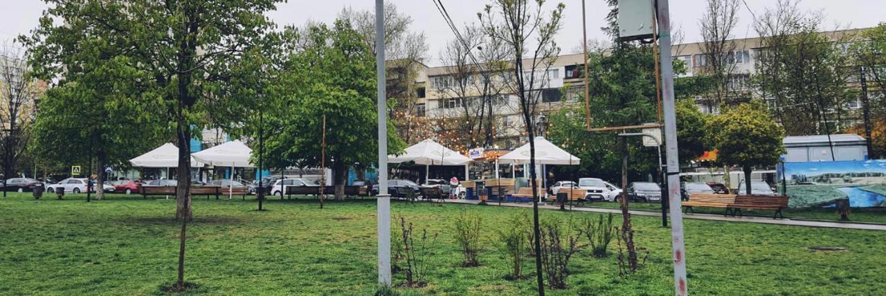 Afganskii Park Apartment Κισινάου Εξωτερικό φωτογραφία